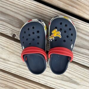 Disney Mickey Mouse Crocs C11 | Pluto Jibbitz